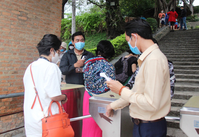 Khánh Hòa: Tăng cường phòng, chống dịch Covid-19 các điểm vui chơi du lịch dịp Tết