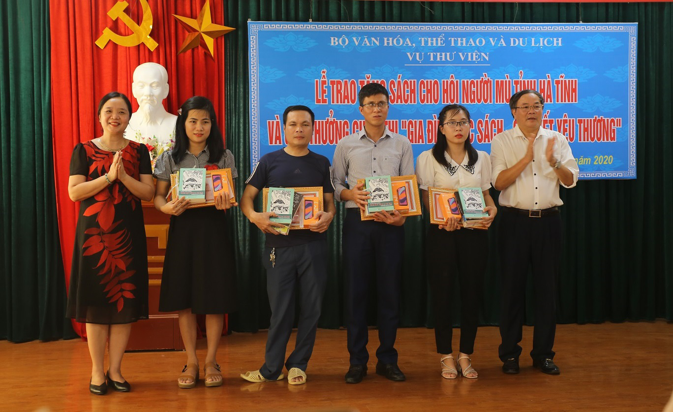 Trao giải cuộc thi 