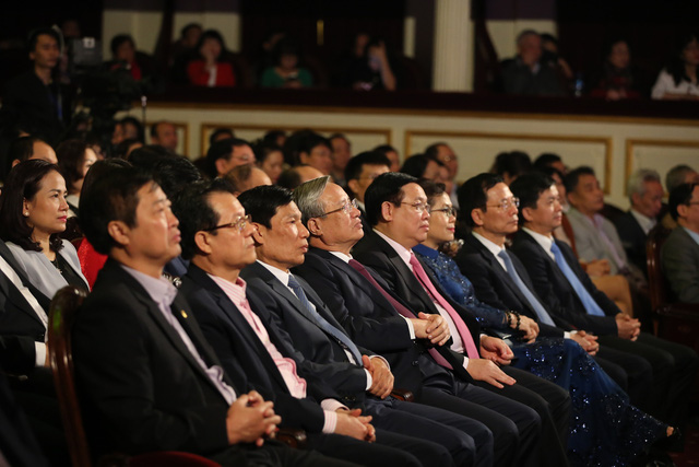 Vang mãi giai điệu Tổ Quốc 2020: Dâng Đảng những cung đàn mùa xuân