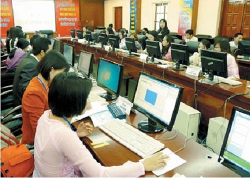 Đẩy mạnh ứng dụng phát triển công nghệ thông tin