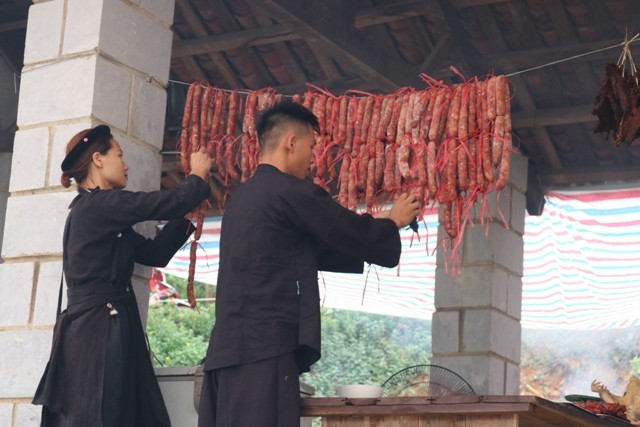 Thưởng thức sản vật cao nguyên đá tại “Ngôi nhà chung”