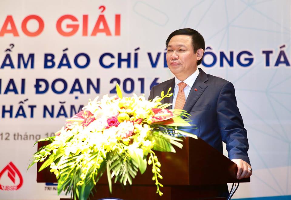 Trao giải Cuộc thi các tác phẩm báo chí về công tác giảm nghèo giai đoạn 2016-2020, lần thứ nhất năm 2017