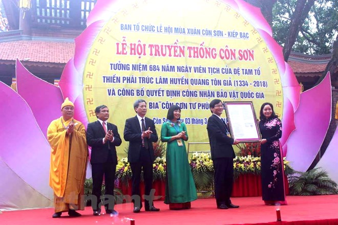 Khai hội mùa Xuân Côn Sơn-Kiếp Bạc 2018 và công bố bảo vật quốc gia