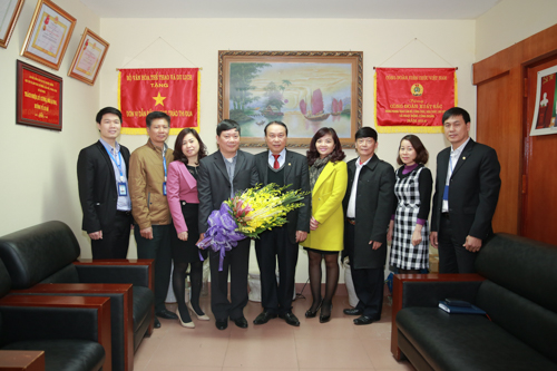 Công bố Quyết định Công nhận Chủ tịch Công đoàn Bộ VHTTDL khóa II nhiệm kỳ 2013-2018