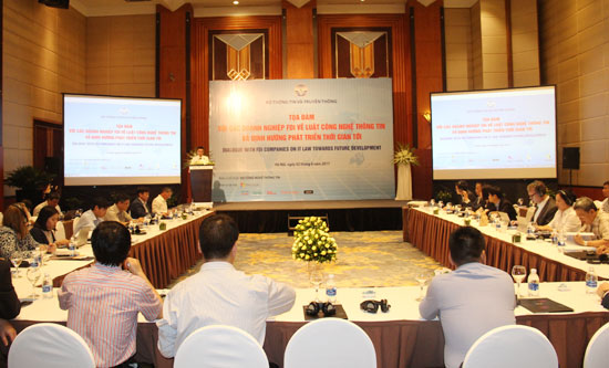 Tọa đàm với các doanh nghiệp FDI về Luật CNTT và định hướng phát triển thời gian tới là sự kiện nhằm tổng kết, đánh giá hơn 10 năm thi hành Luật CNTT, từ đó đề xuất hướng sửa đổi, bổ sung luật này.