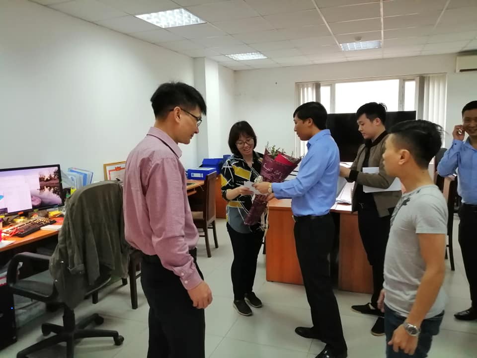 Trung tâm Công nghệ thông tin chúc mừng Ngày Quốc tế phụ nữ 8/3