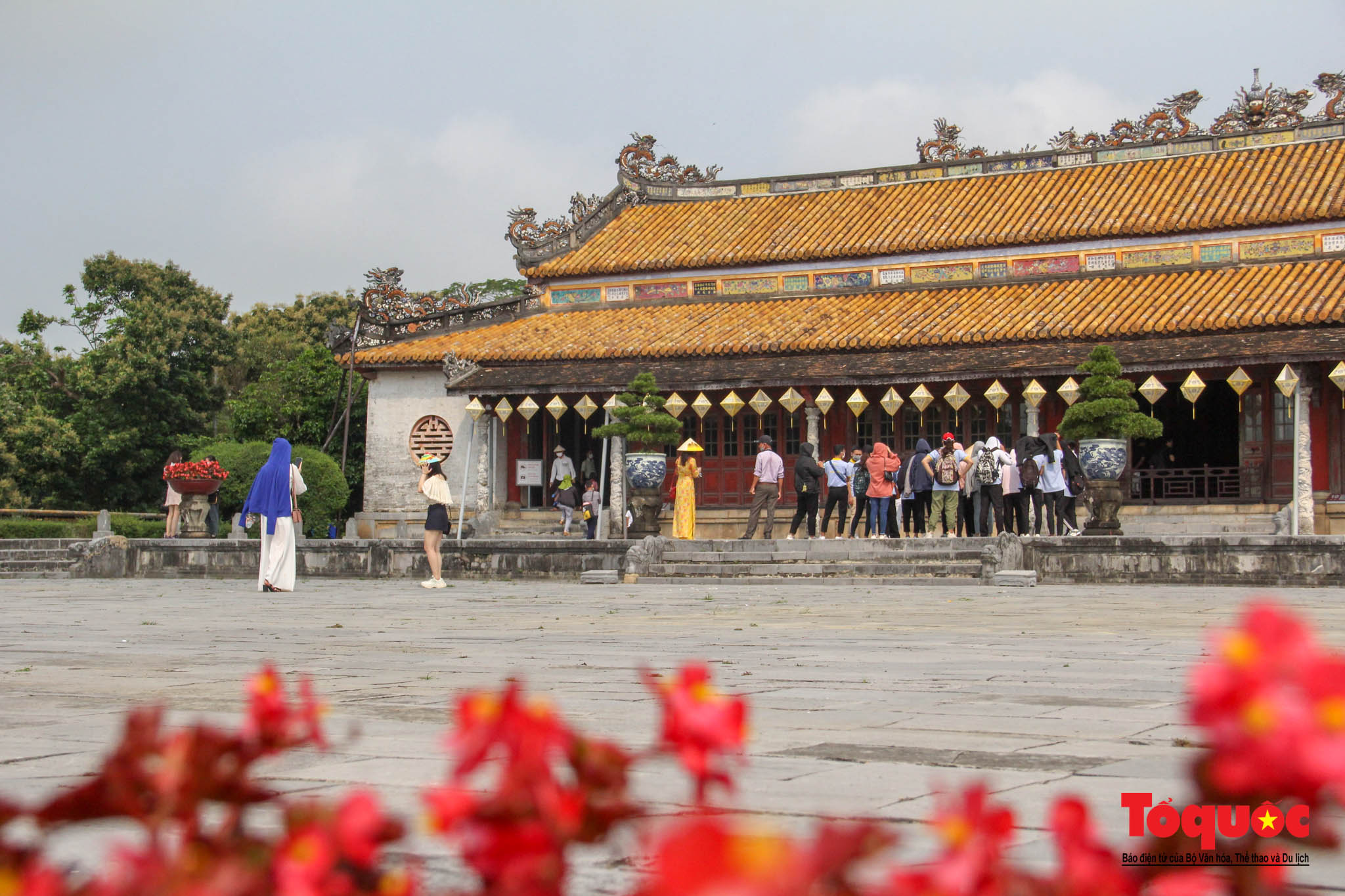 Bộ trưởng Bộ VHTTDL ra công điện tăng cường phòng, chống dịch trong lĩnh vực văn hóa, thể thao và du lịch