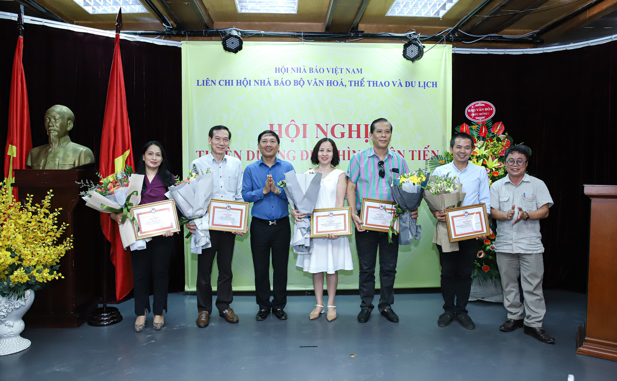 Liên Chi hội Nhà báo Bộ VHTTDL tổ chức Hội nghị tuyên dương điển hình tiên tiến