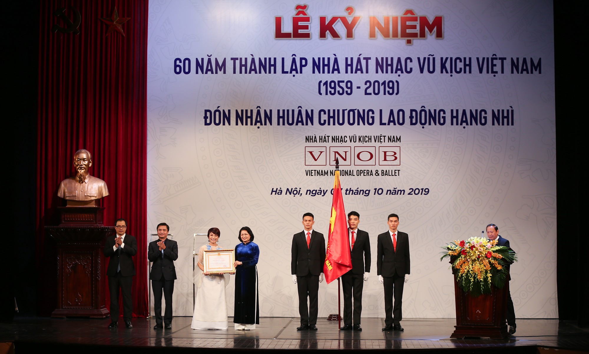 Ban hành Bộ Quy tắc ứng xử về bảo vệ trẻ em trên môi trường mạng 