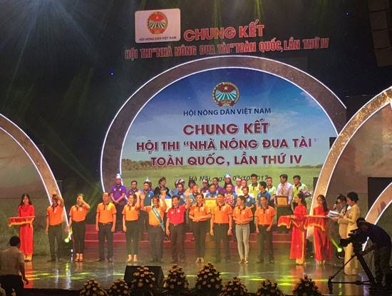 Truyền thông như công cụ để đào tạo người nông dân dùng CNTT