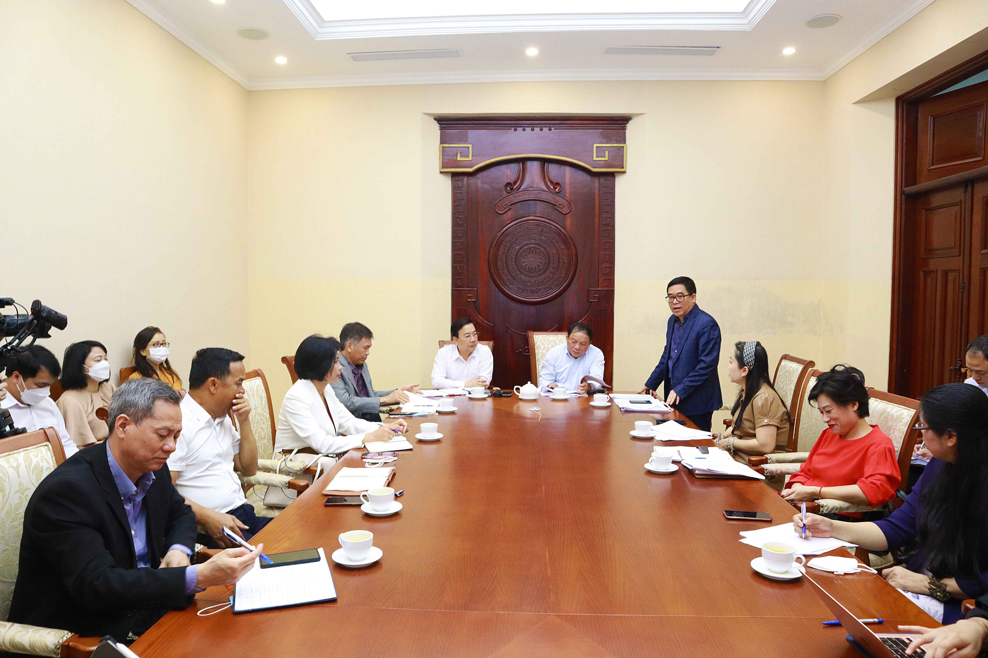 Bộ trưởng Nguyễn Văn Hùng yêu cầu quyết liệt chuẩn bị cho Lễ Khai mạc SEA Games 31