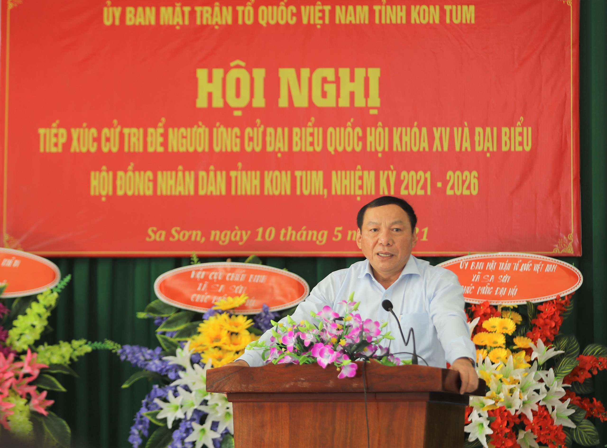 Bộ trưởng Nguyễn Văn Hùng: 