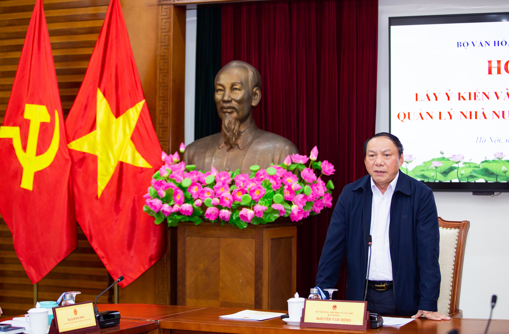 Để ngày càng có thêm nhiều tác phẩm văn học nghệ thuật sống mãi với thời gian