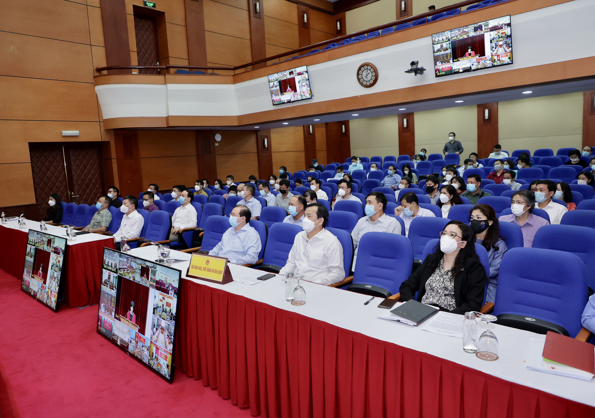 Đảng ủy Bộ VHTTDL tham gia Hội nghị thông báo kết quả Hội nghị lần thứ 4 BCH Trung ương Đảng khóa XIII