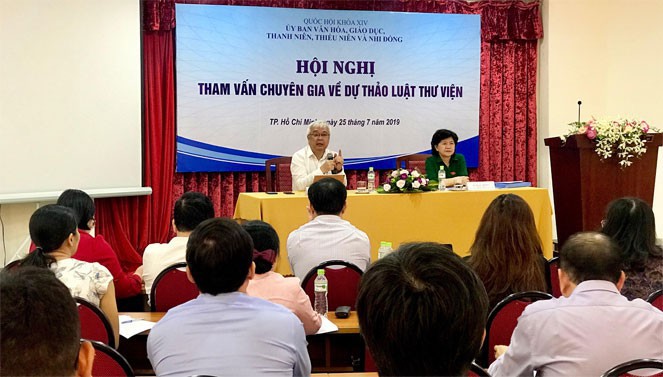 Hội nghị tham vấn chuyên gia về dự thảo Luật Thư viện